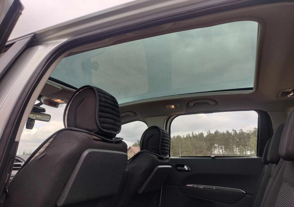 Peugeot 5008 cena 16500 przebieg: 165000, rok produkcji 2011 z Drezdenko małe 106